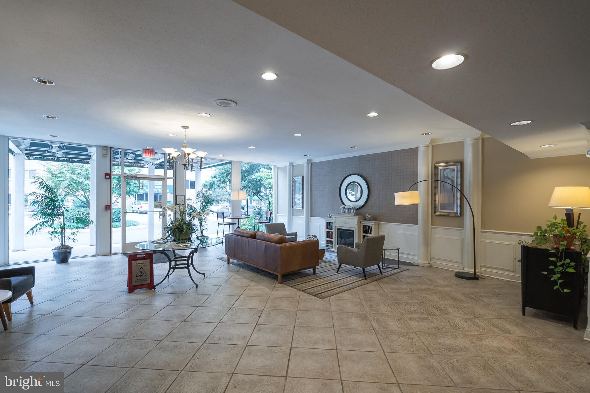 MAIN STREET GREEN - Residential Lease