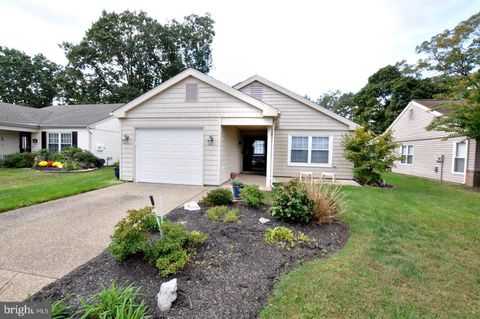 41 NEW CASTLE DRIVE SOUTHAMPTON NJ 08088