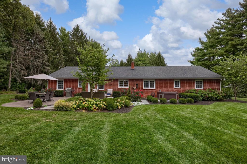 Photo of 209 Sego Sago Road, LITITZ, PA 17543 (MLS # PALA2076582)