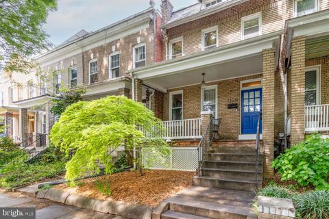 1220 ORREN STREET NE WASHINGTON DC 20002