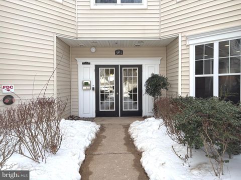 3851 ARISTOTLE COURT 1-404 FAIRFAX VA 22030