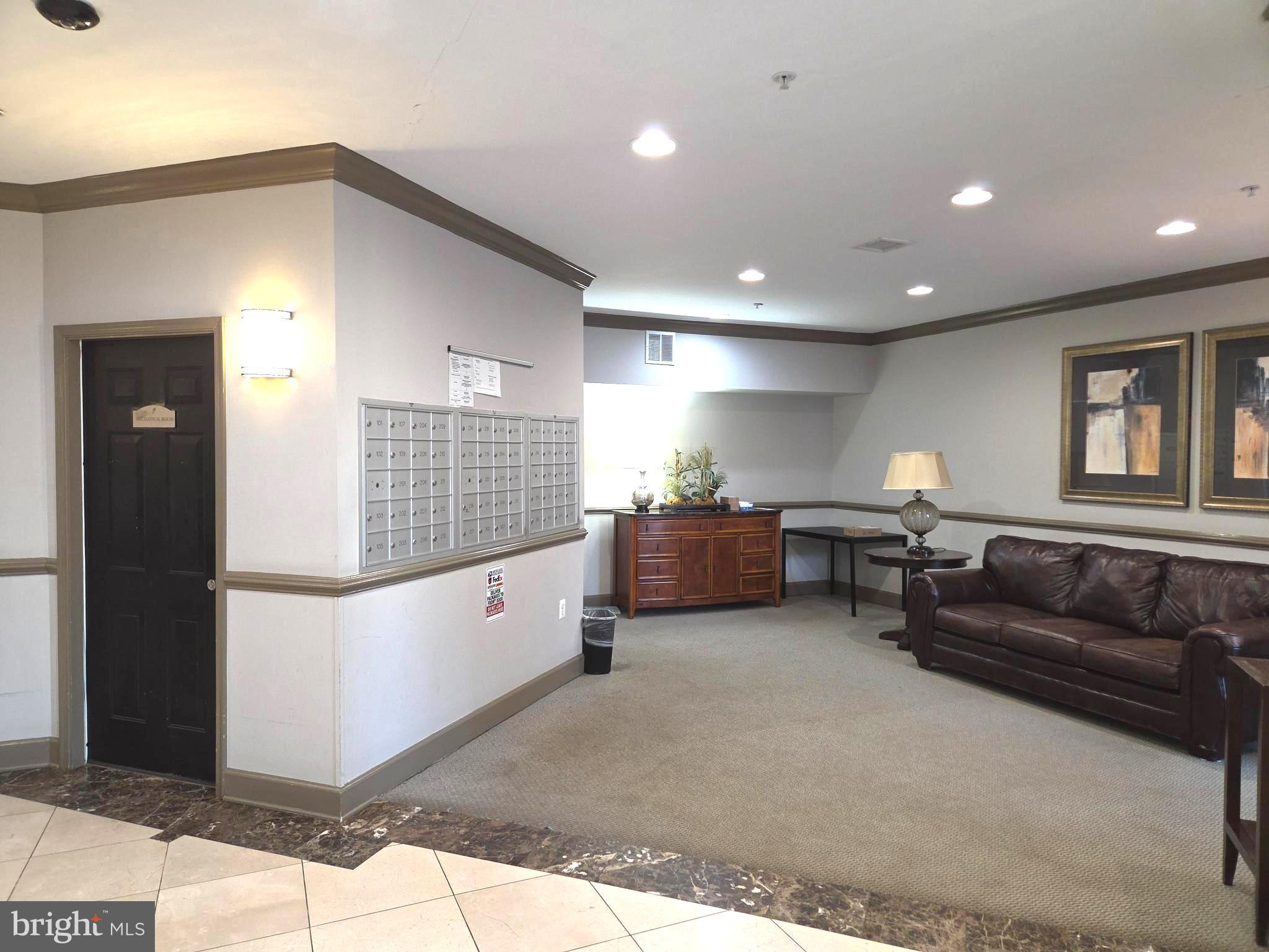 3851 ARISTOTLE COURT 1-404