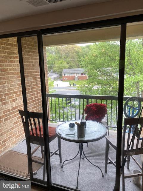 CHERRY GLEN CONDOS - Residential