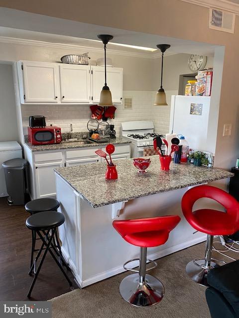 CHERRY GLEN CONDOS - Residential