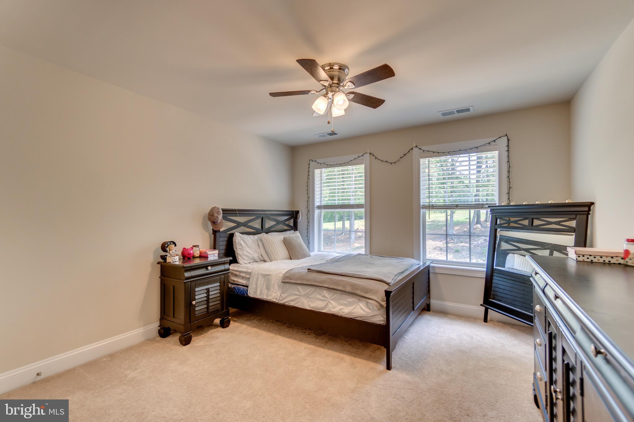 SHERWOOD ON THE RIVER - Residential