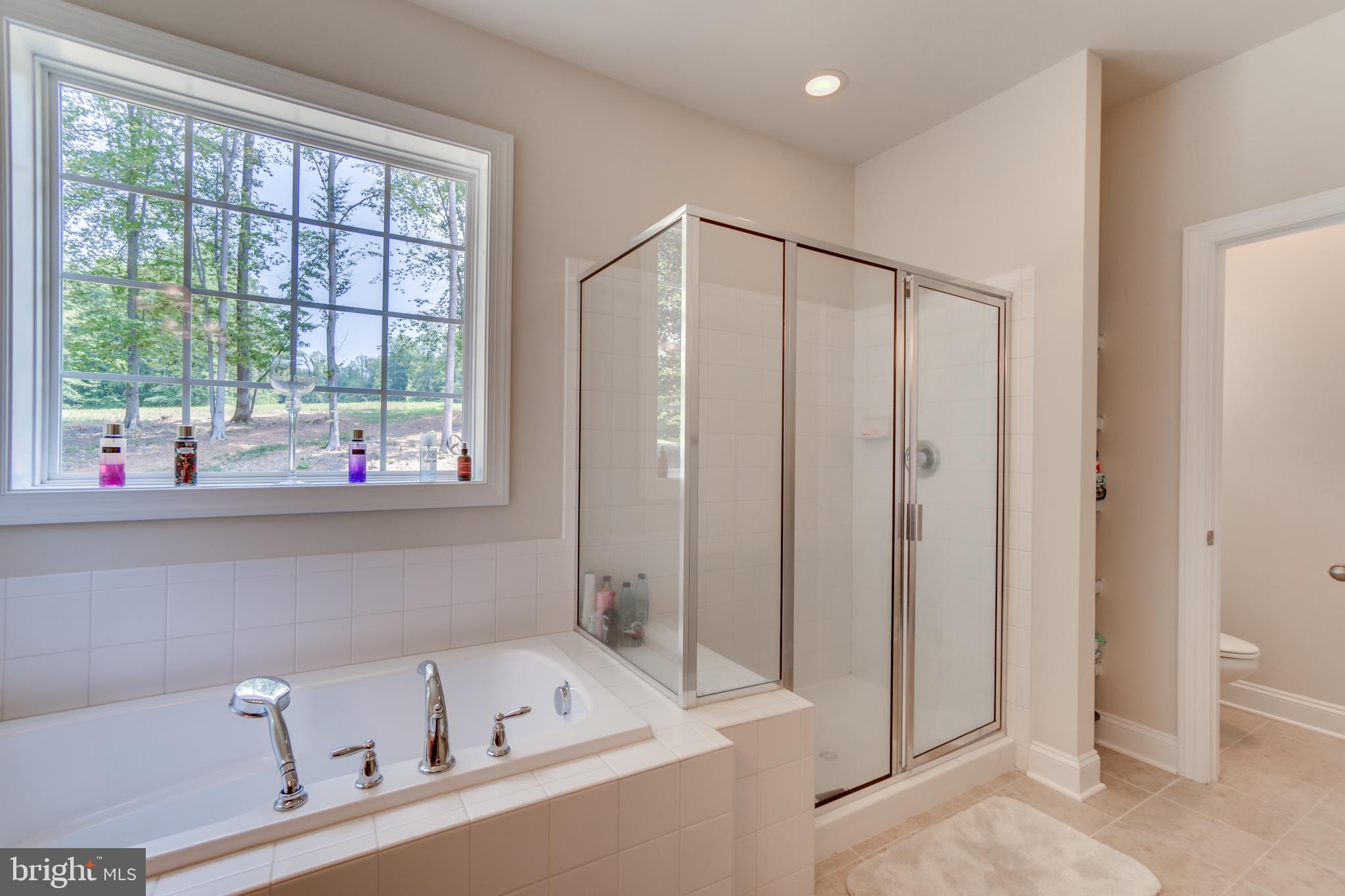 SHERWOOD ON THE RIVER - Residential