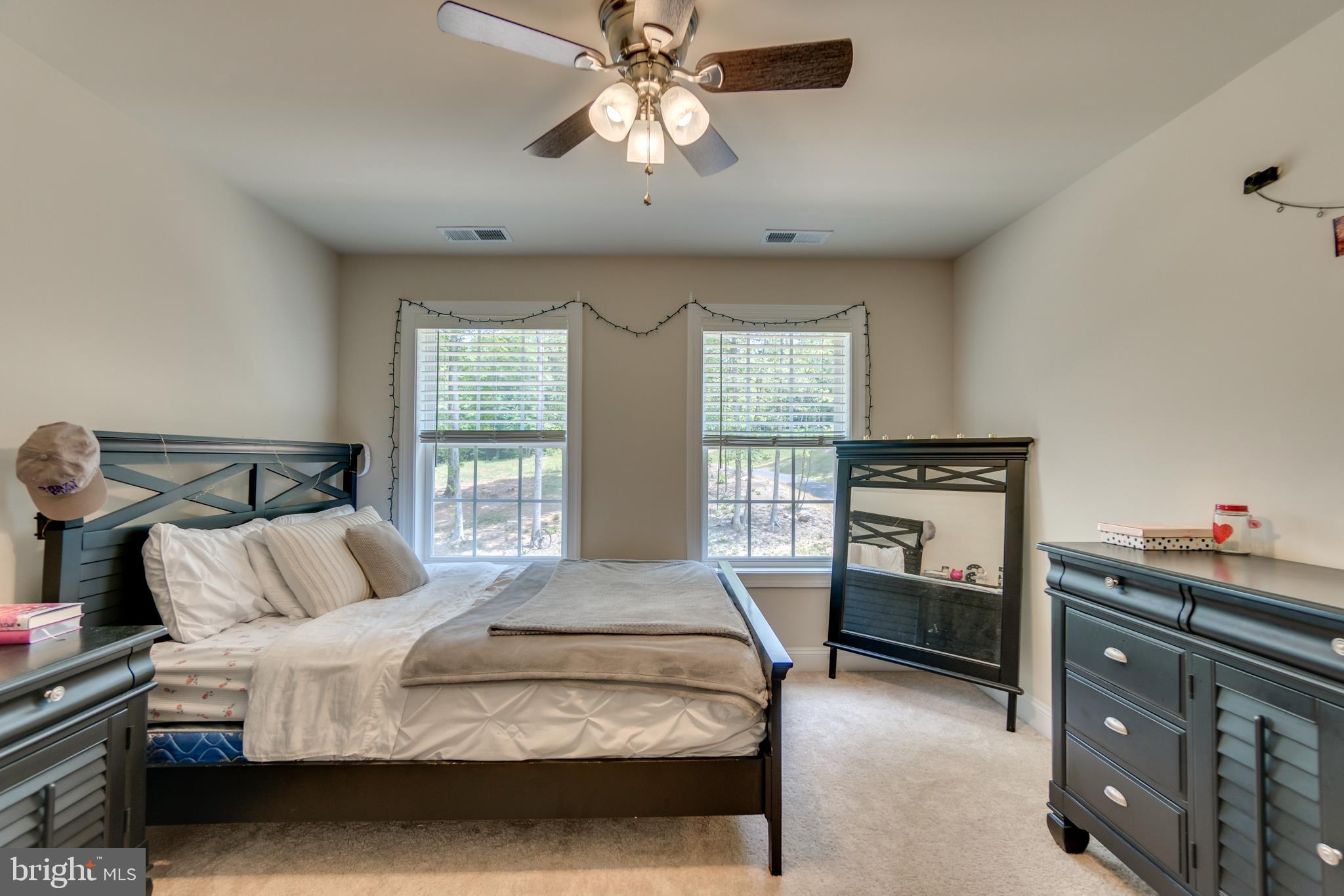 SHERWOOD ON THE RIVER - Residential