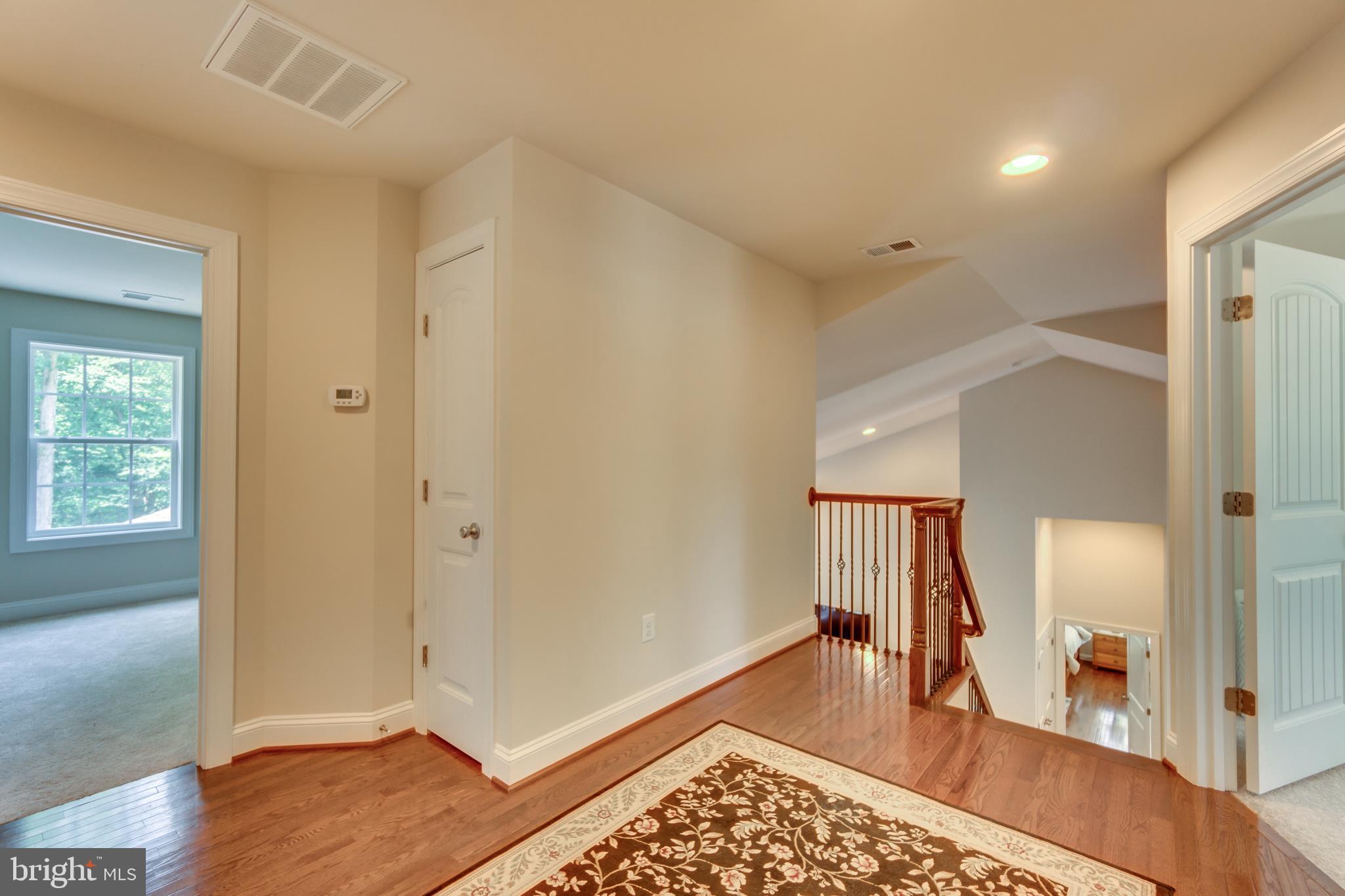 SHERWOOD ON THE RIVER - Residential