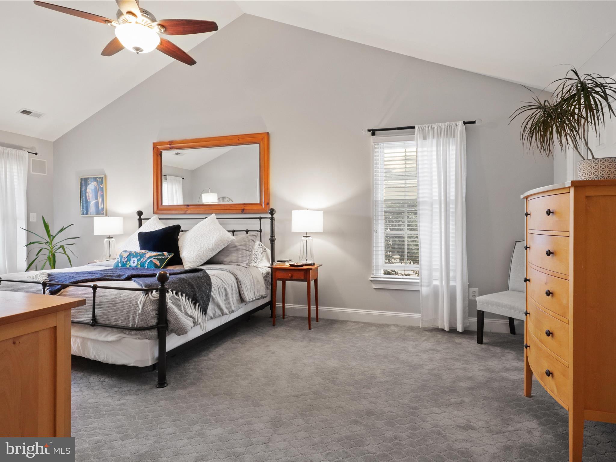 KENSINGTON ESTATES - Residential