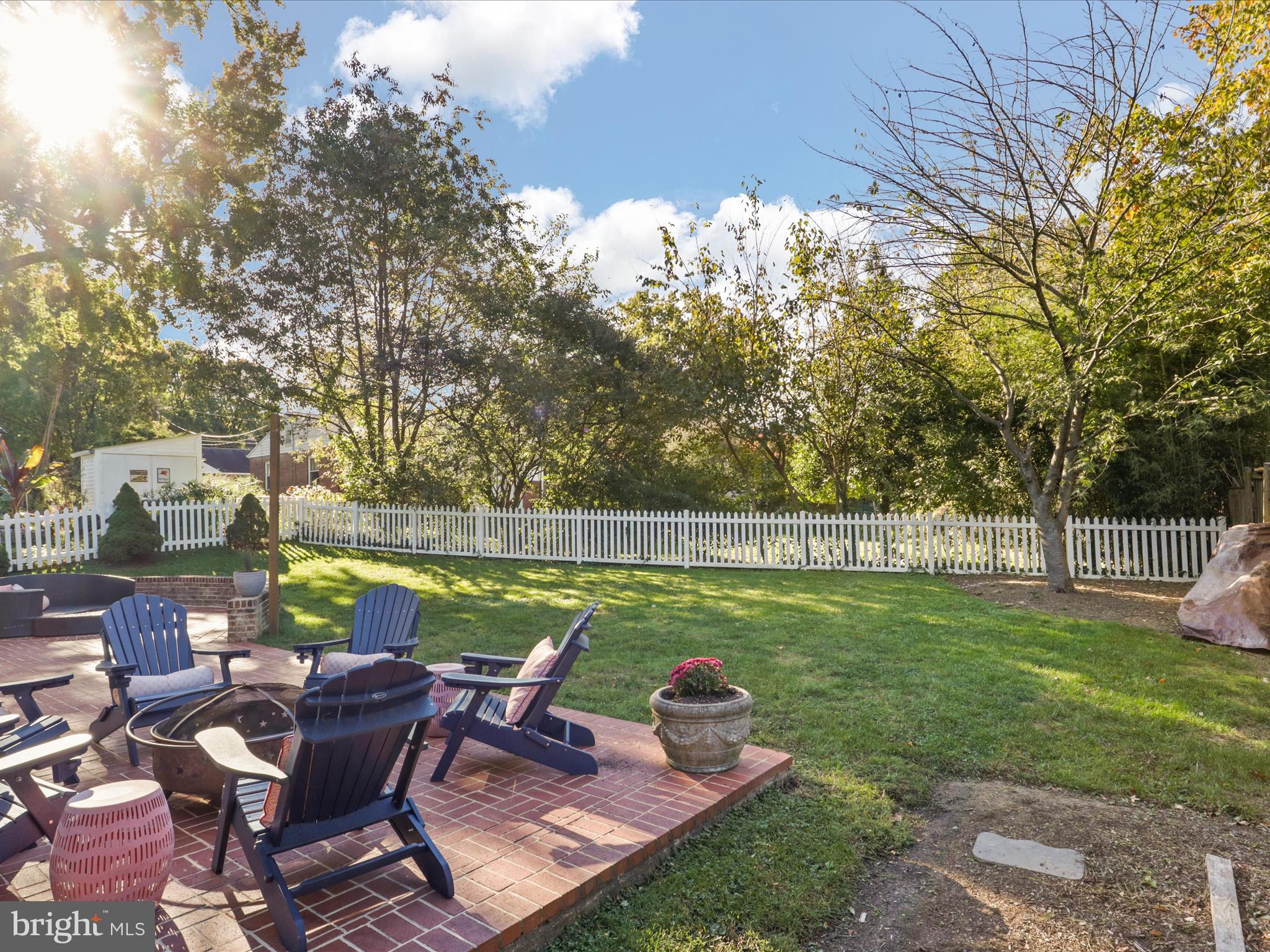 KENSINGTON ESTATES - Residential