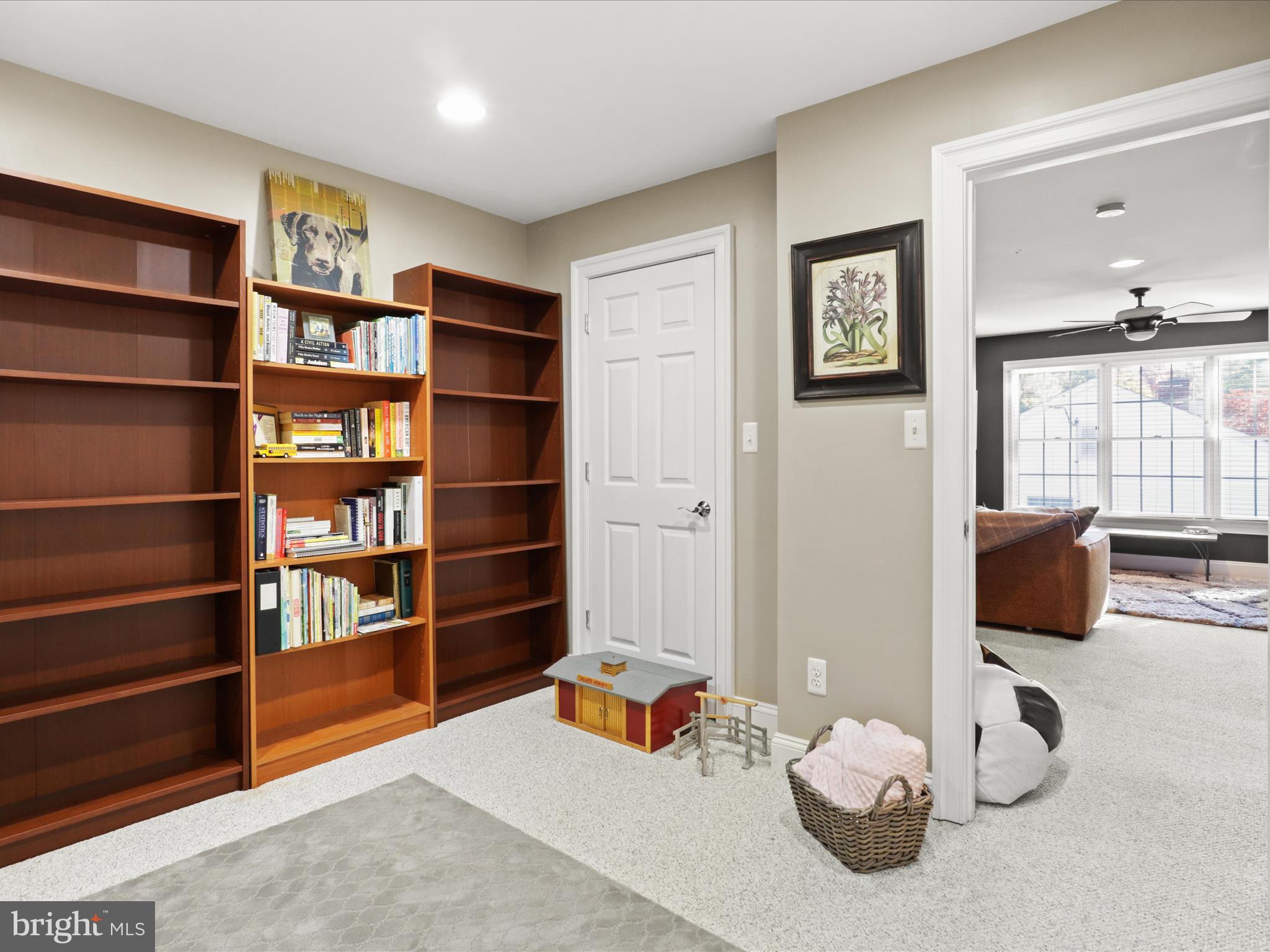 KENSINGTON ESTATES - Residential