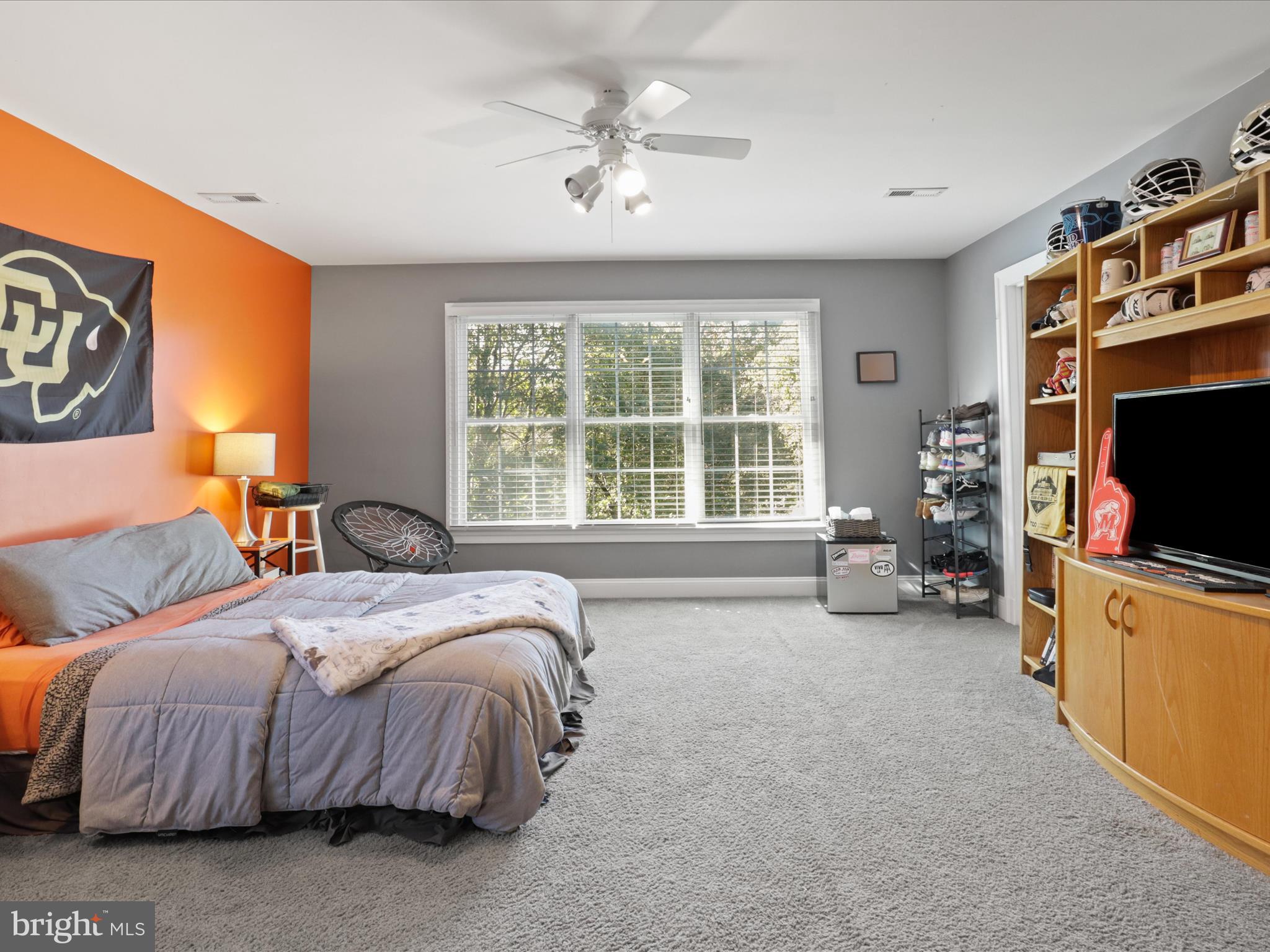 KENSINGTON ESTATES - Residential