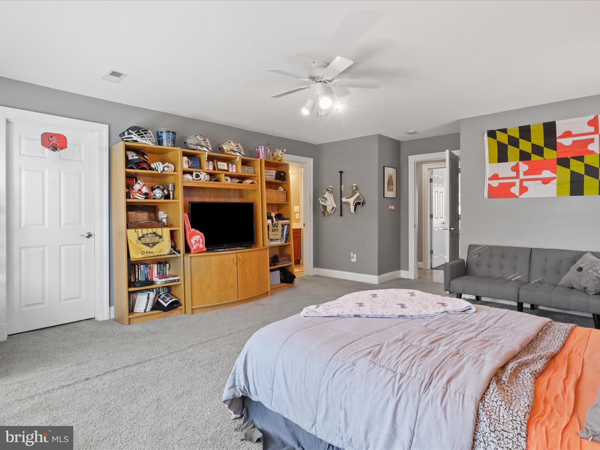 KENSINGTON ESTATES - Residential