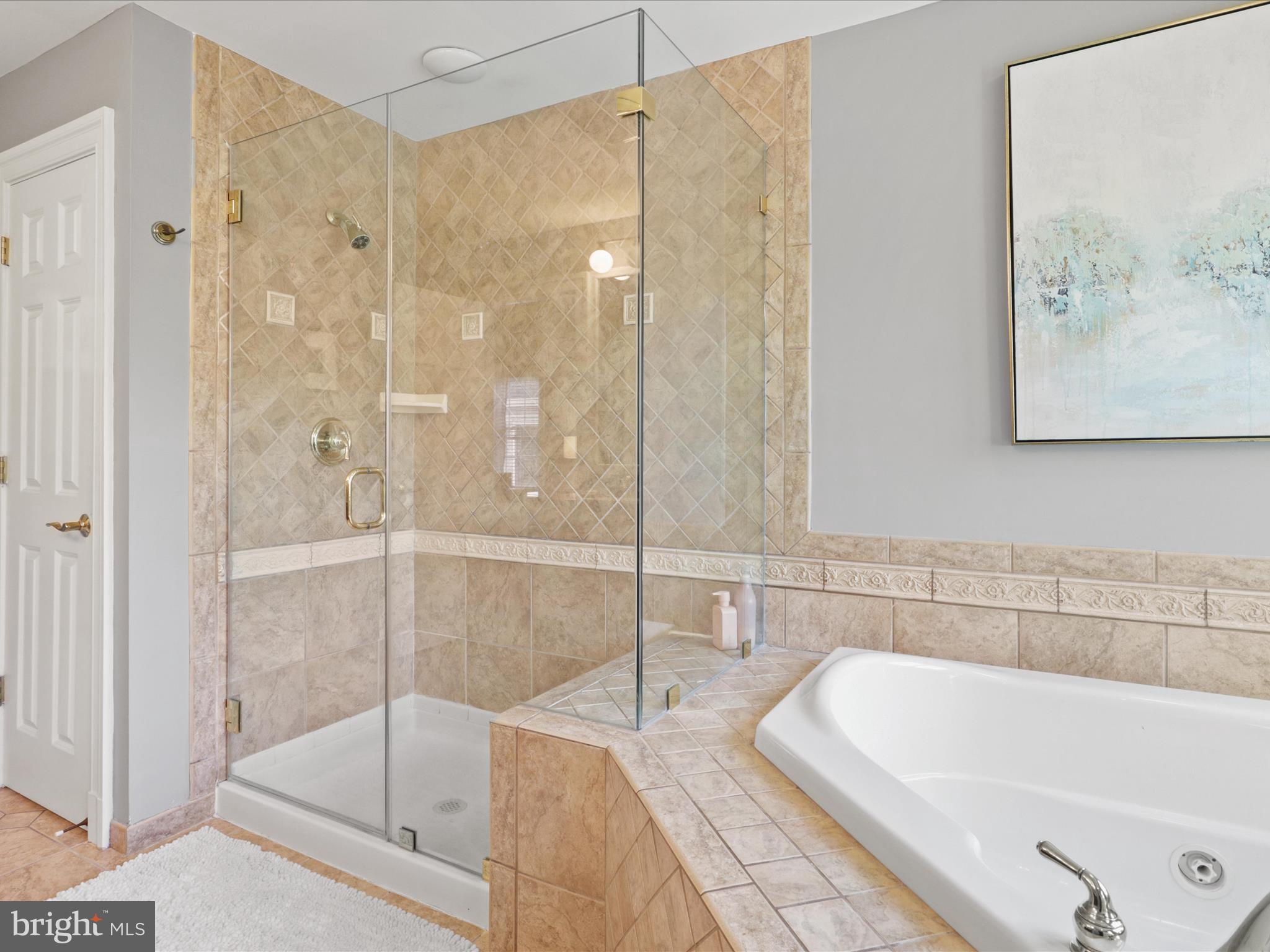 KENSINGTON ESTATES - Residential