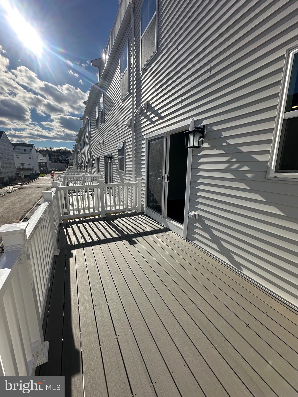 RIVER POINTE - Residential Lease