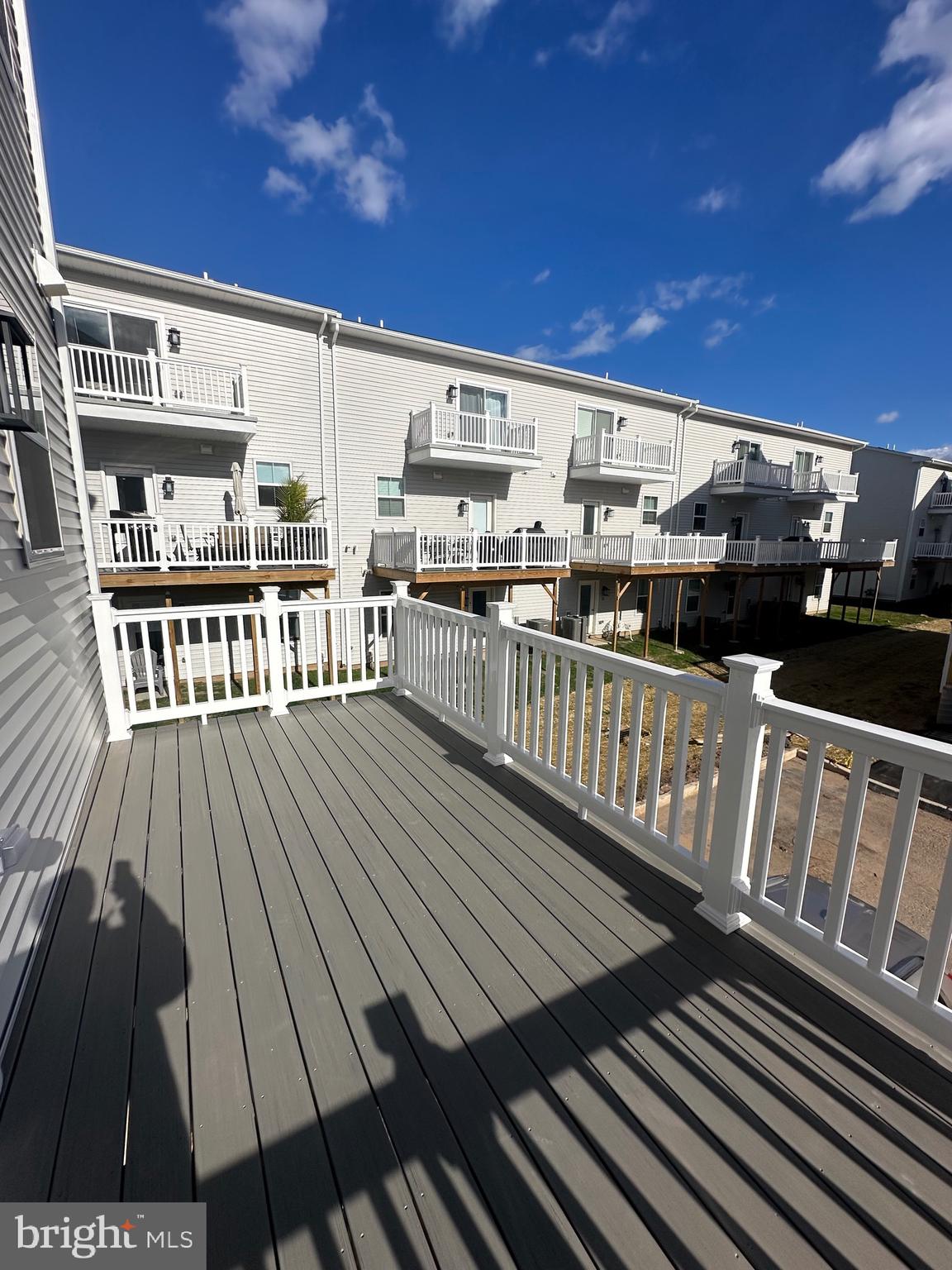 RIVER POINTE - Residential Lease