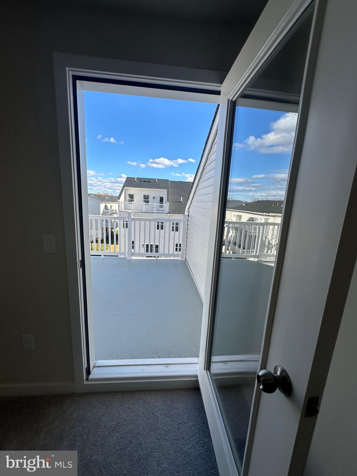 RIVER POINTE - Residential Lease