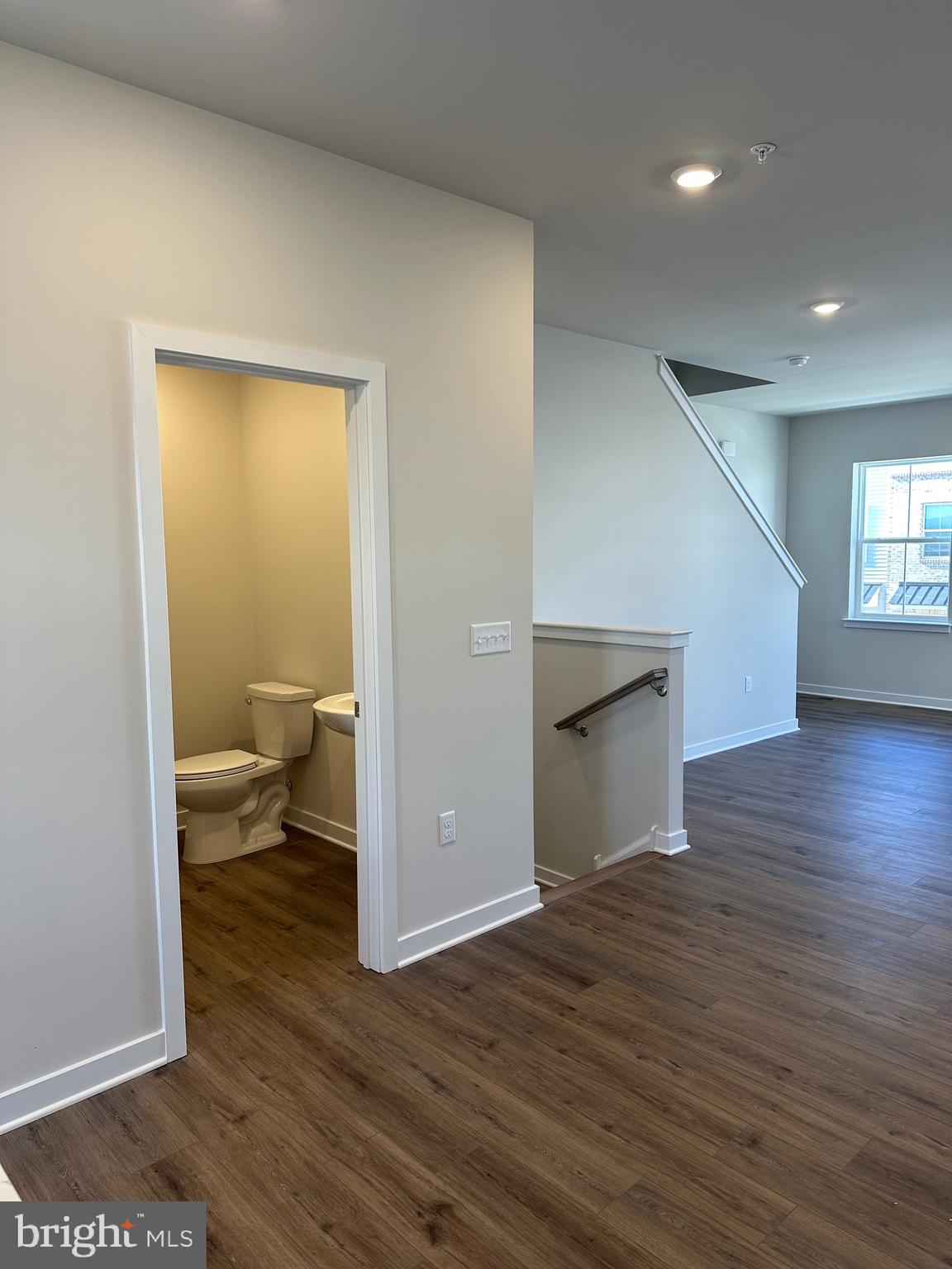 RIVER POINTE - Residential Lease