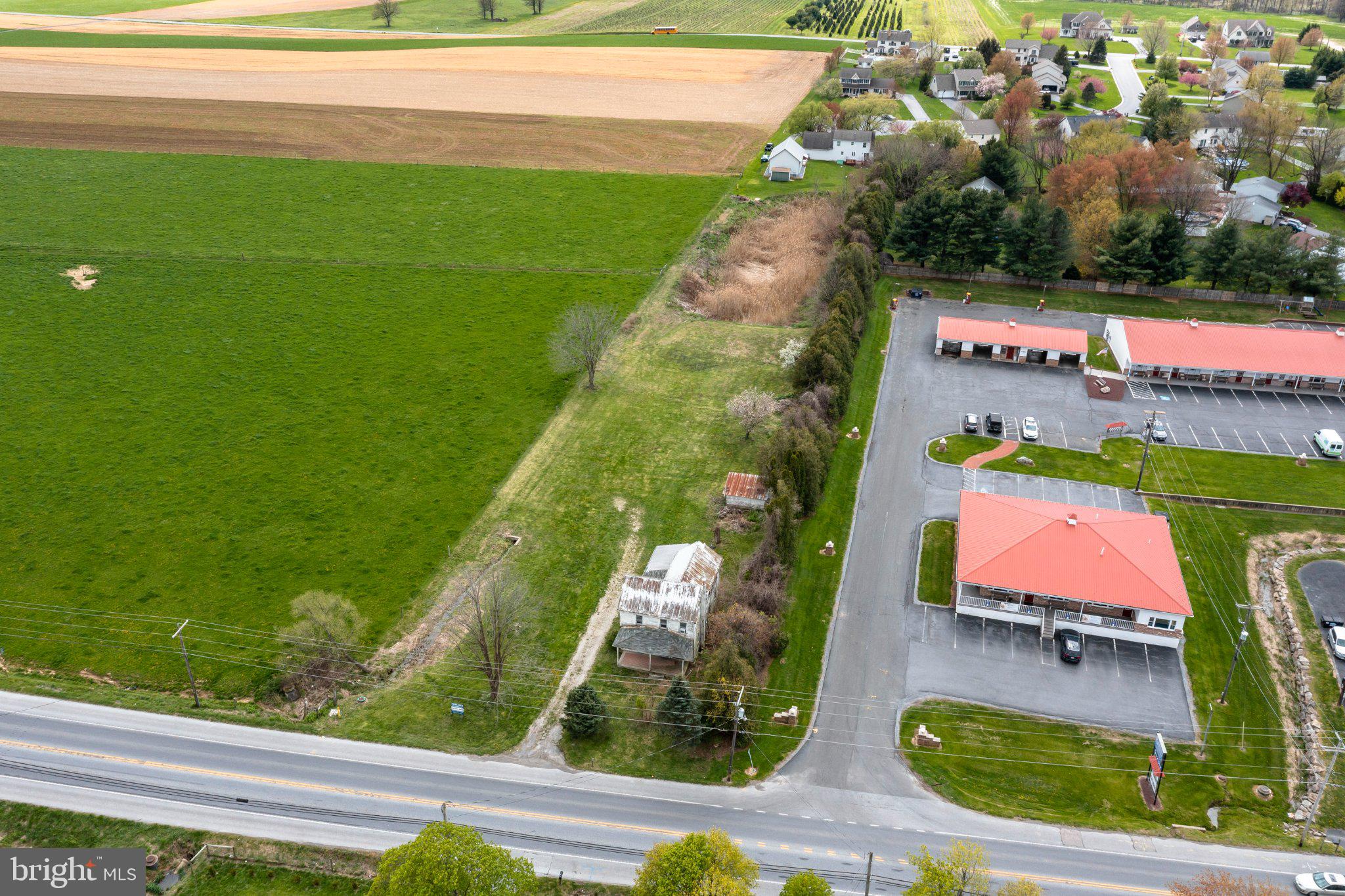 3766 HORSESHOE PIKE