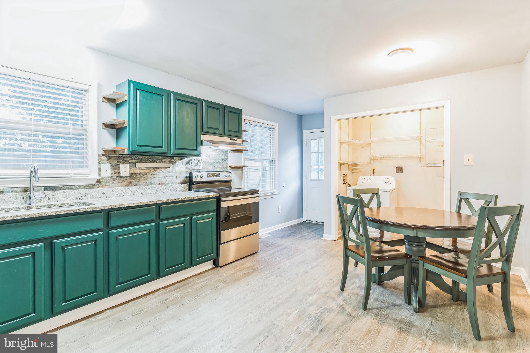 CLIFFTON ON THE POTOMAC - Residential