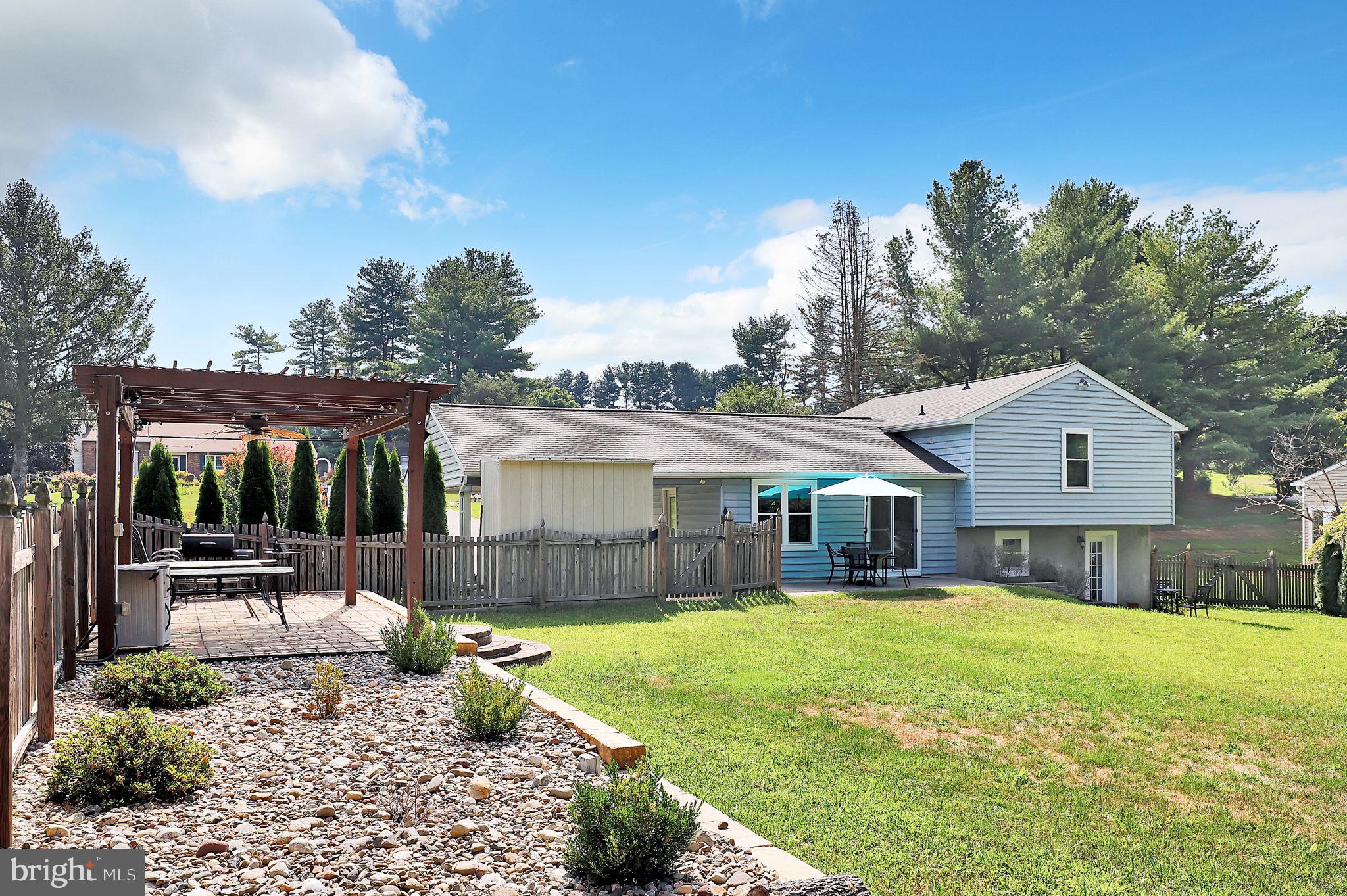 EMORY HILLS - Residential