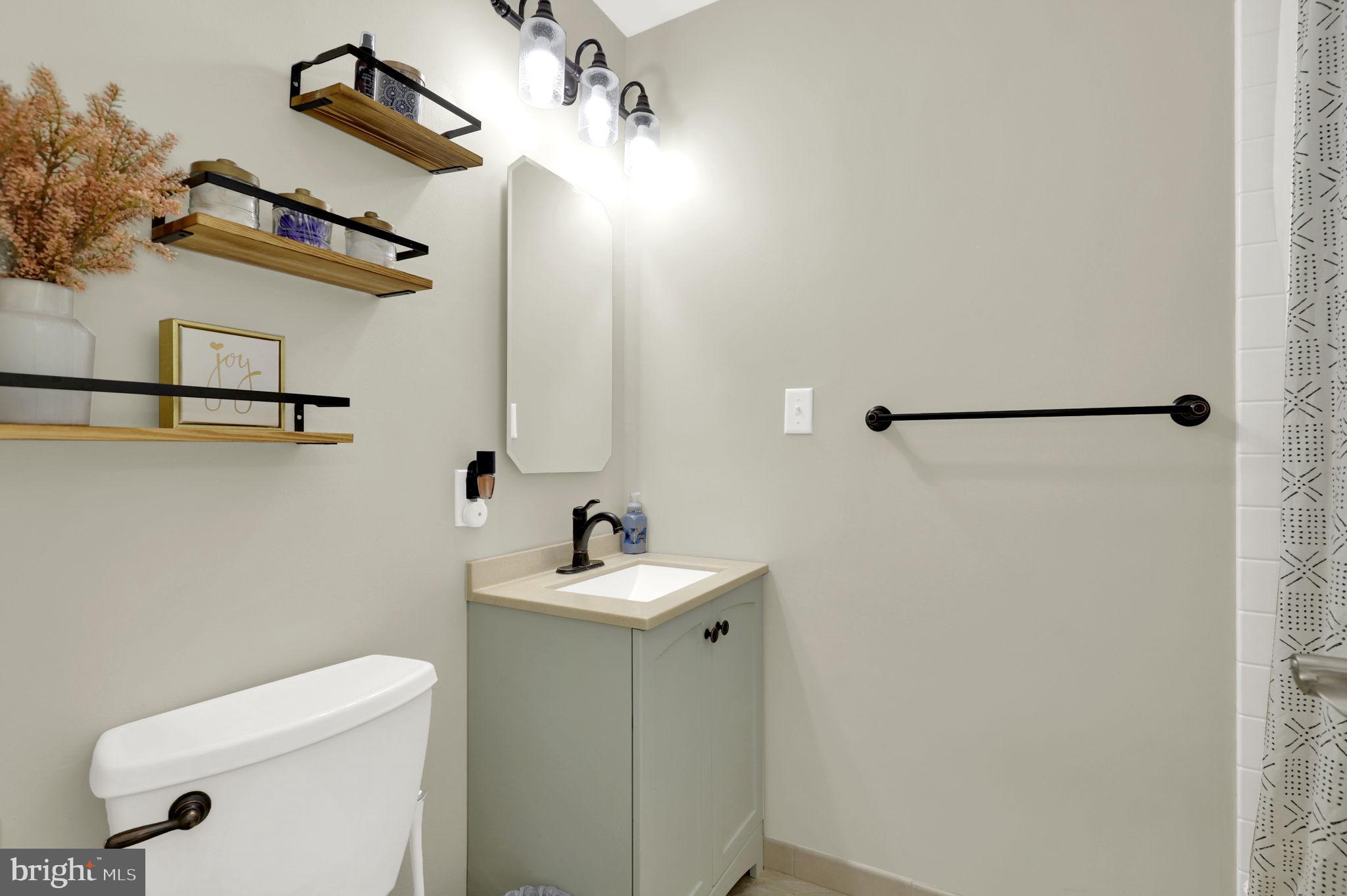 EMORY HILLS - Residential