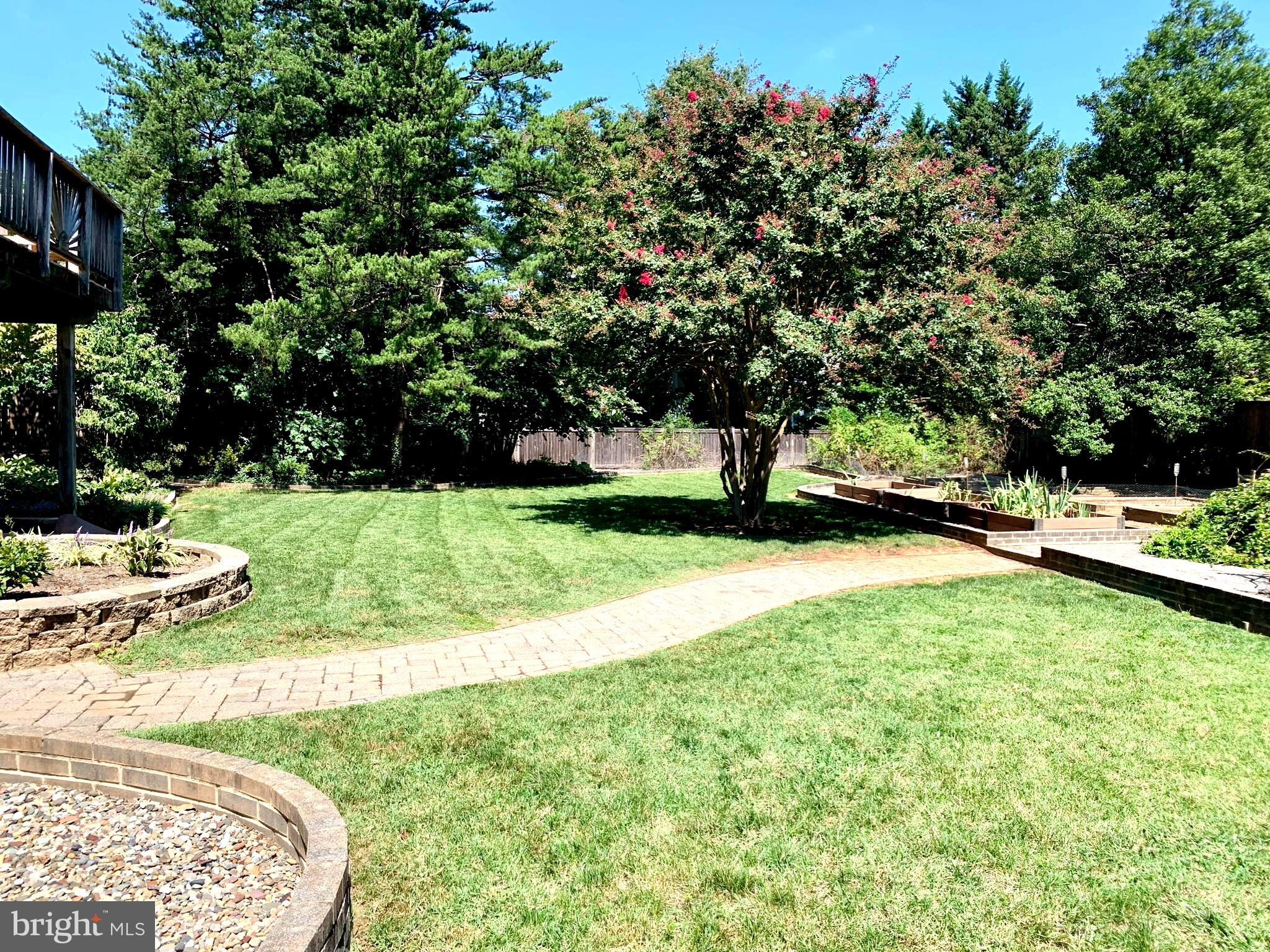 BENNETT ESTATES - Residential