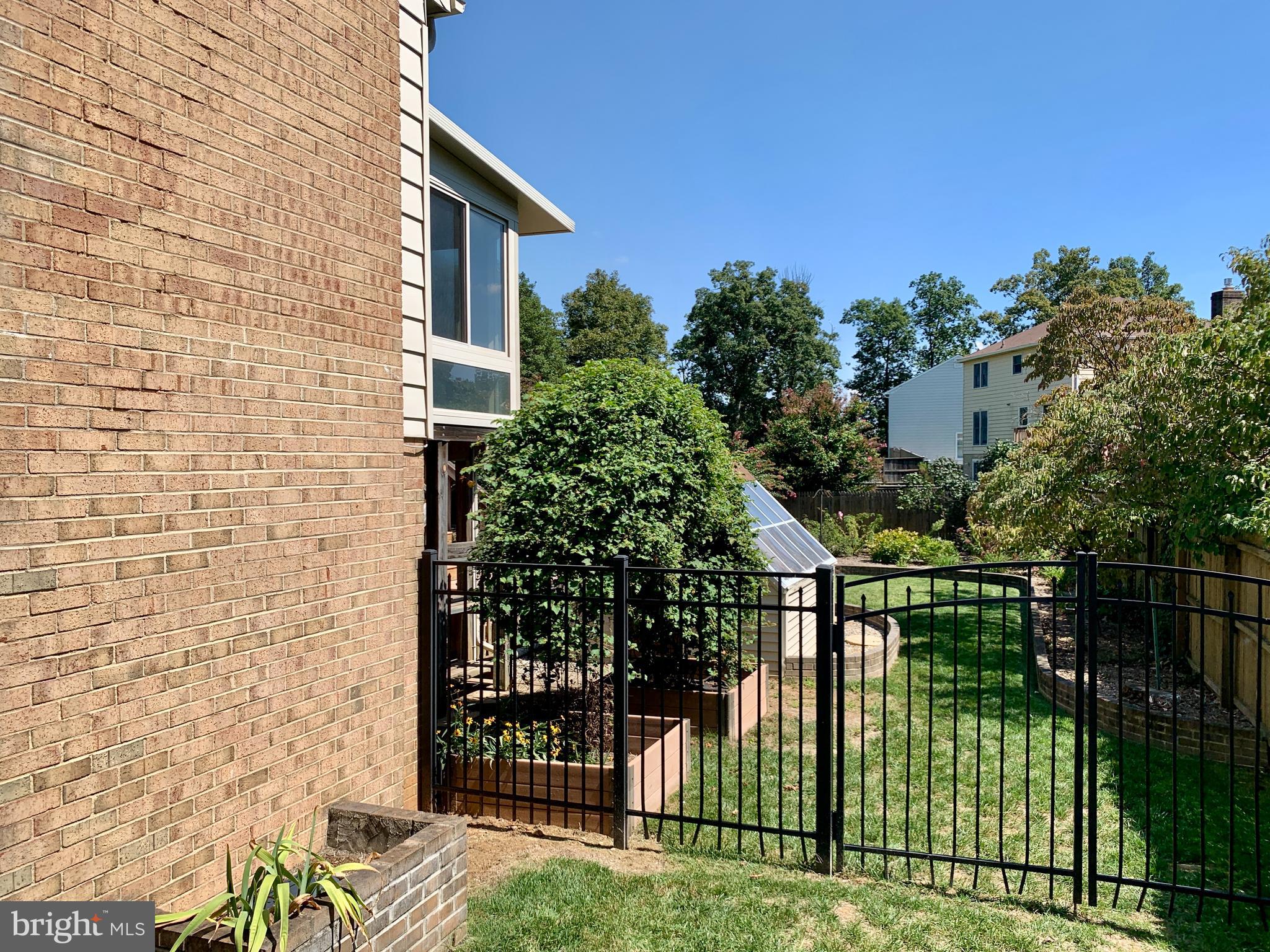 BENNETT ESTATES - Residential