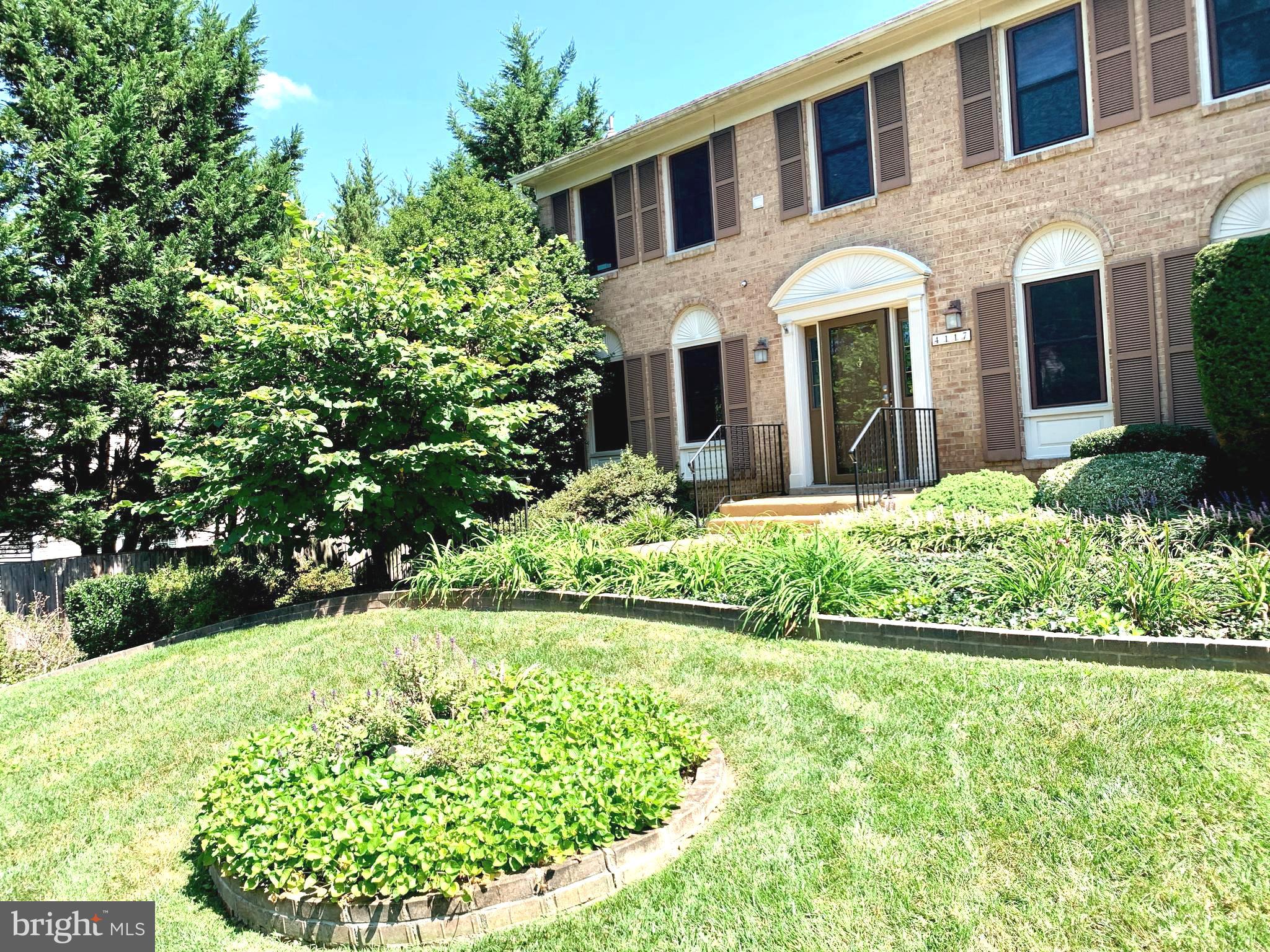 BENNETT ESTATES - Residential