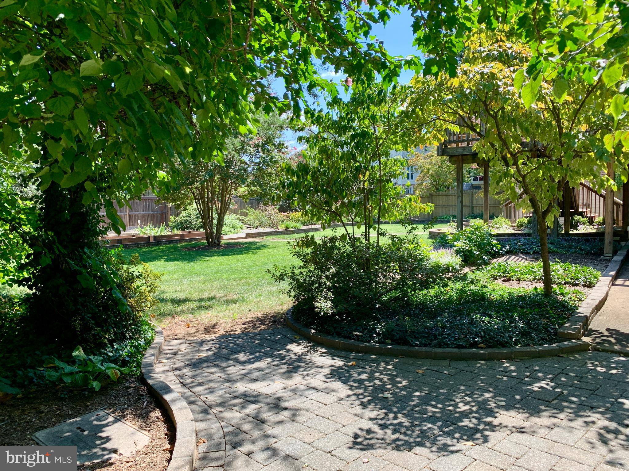 BENNETT ESTATES - Residential