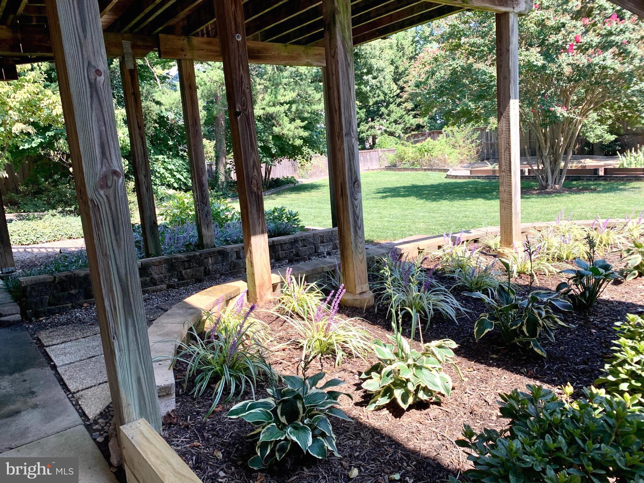 BENNETT ESTATES - Residential