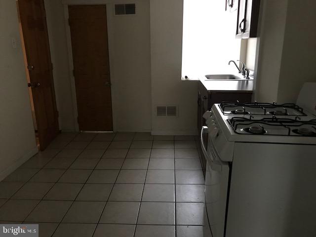 GRADUATE HOSPITAL - Residential Lease