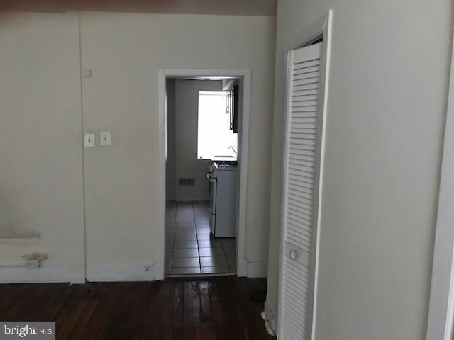 GRADUATE HOSPITAL - Residential Lease