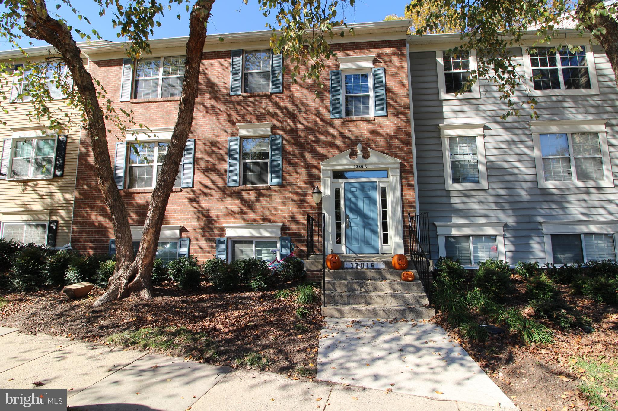 HEIGHTS AT PENDERBROOK - Residential Lease