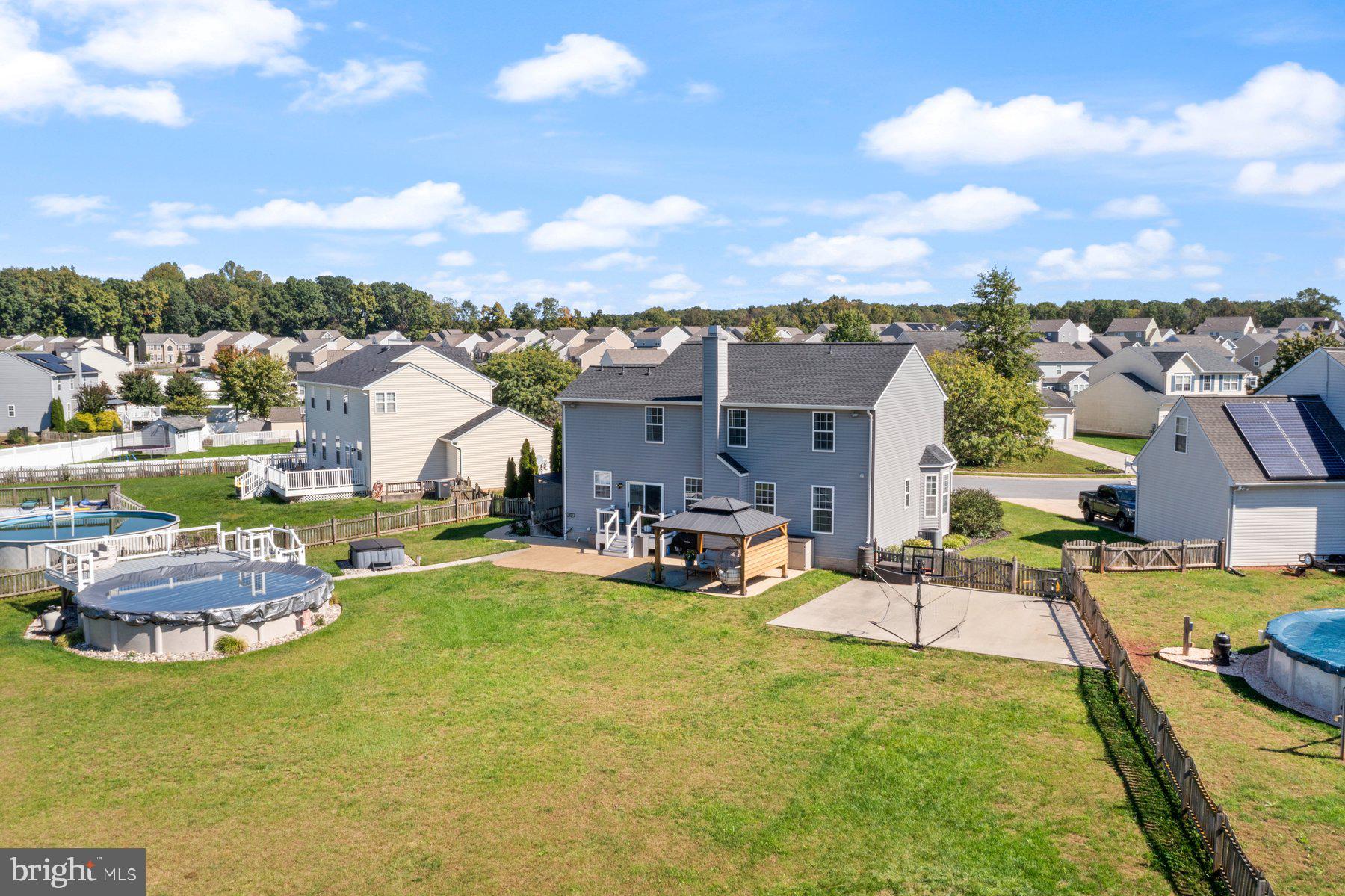 MEADOWBROOK - Residential