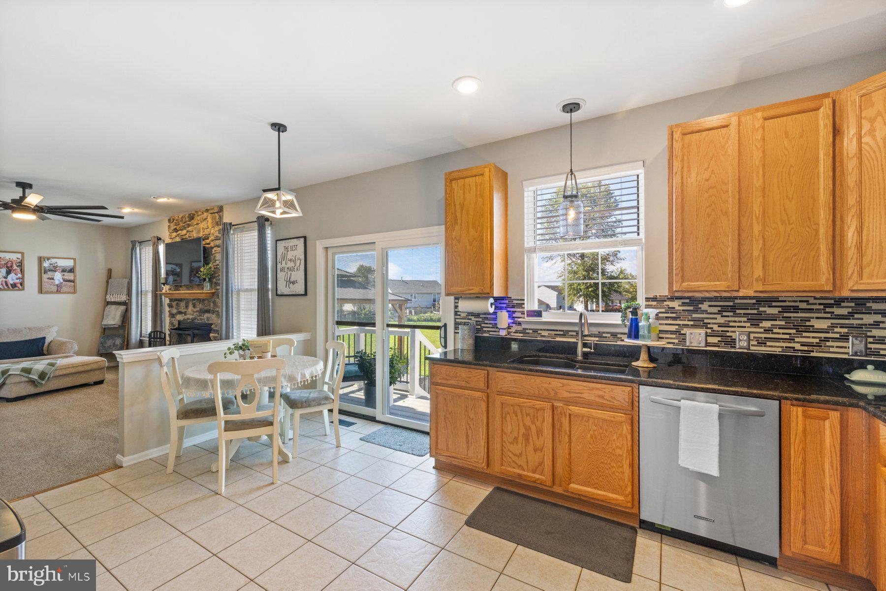 MEADOWBROOK - Residential