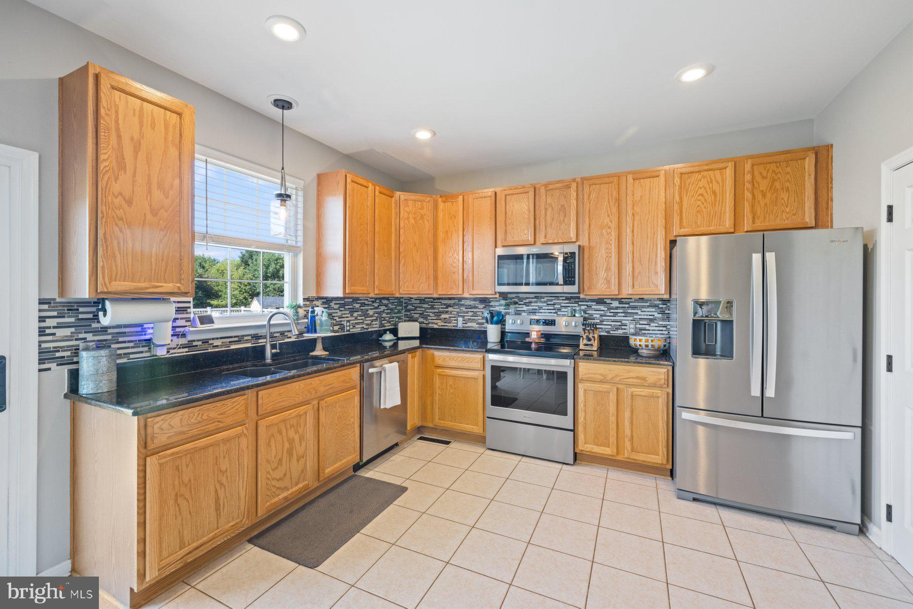 MEADOWBROOK - Residential