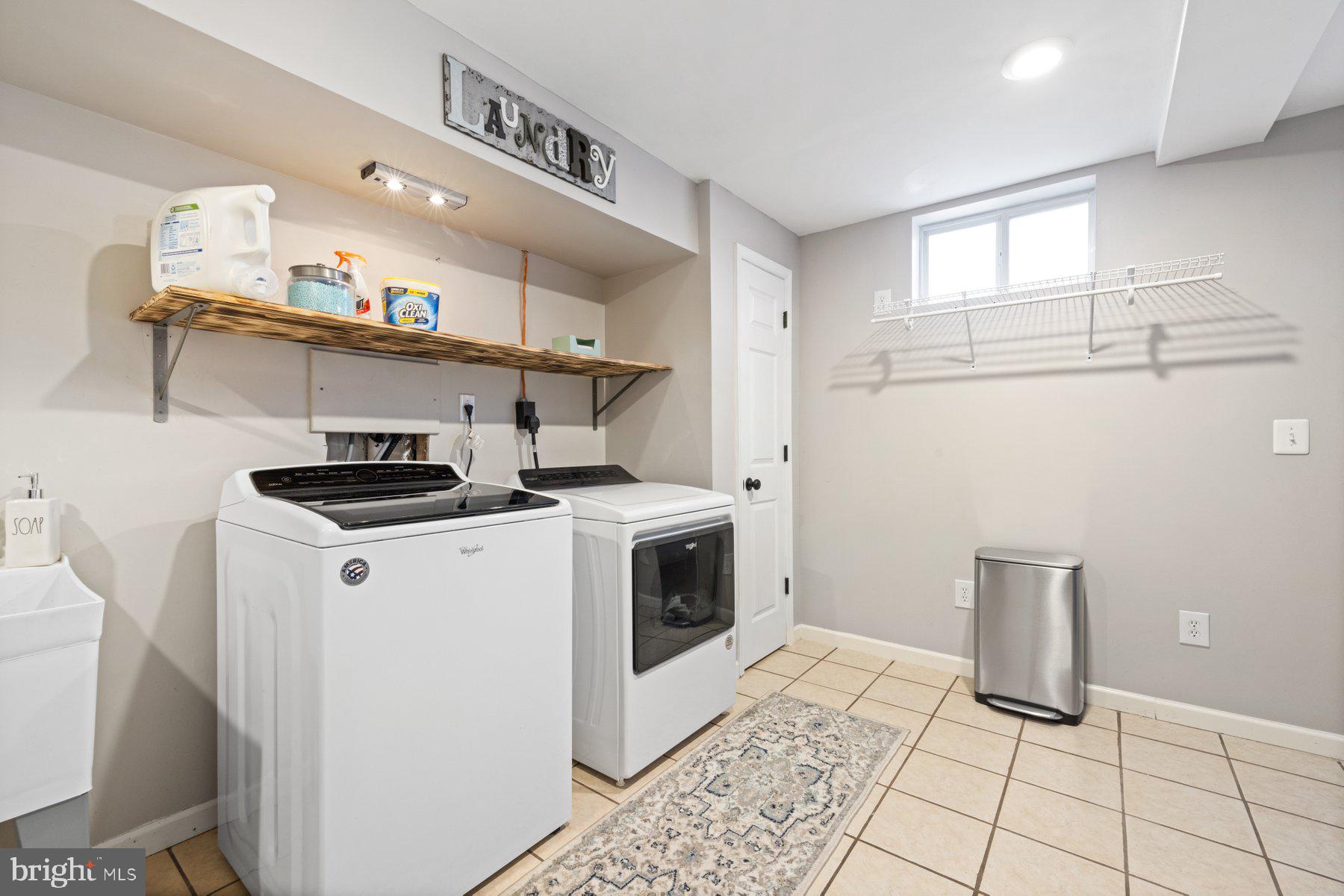 MEADOWBROOK - Residential