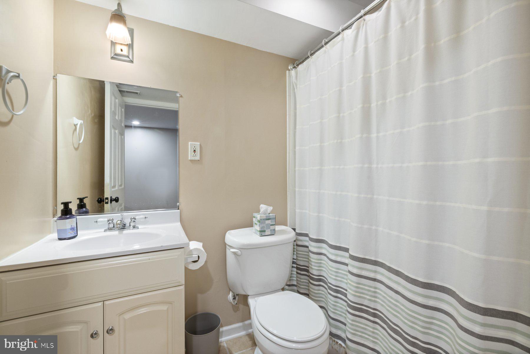 MEADOWBROOK - Residential