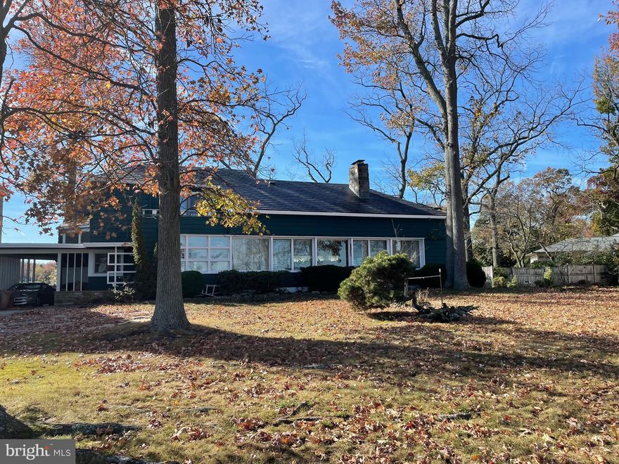 The seller has set an Offer Deadline  Sunday, 11 24/24 , 12 Noon     Rare opportunity, set on a peninsula, this  Annapolis waterfront property offers you a  panoramic Chesapeake Bay  view, from the front of the house, and a Lake Ogleton waterview, from the rear. The home overlooks a  private pier on Lake Ogleton.  This mid century modern house, built in 1944, awaits your personal re-design. The house is set on a .49 acre lot, in Annapolis Roads. It is being sold "As Is".    10 minutes to Historic Annapolis . Convenient to Shopping, restaurants, library, and Quiet Waters Park,  within 5 min.