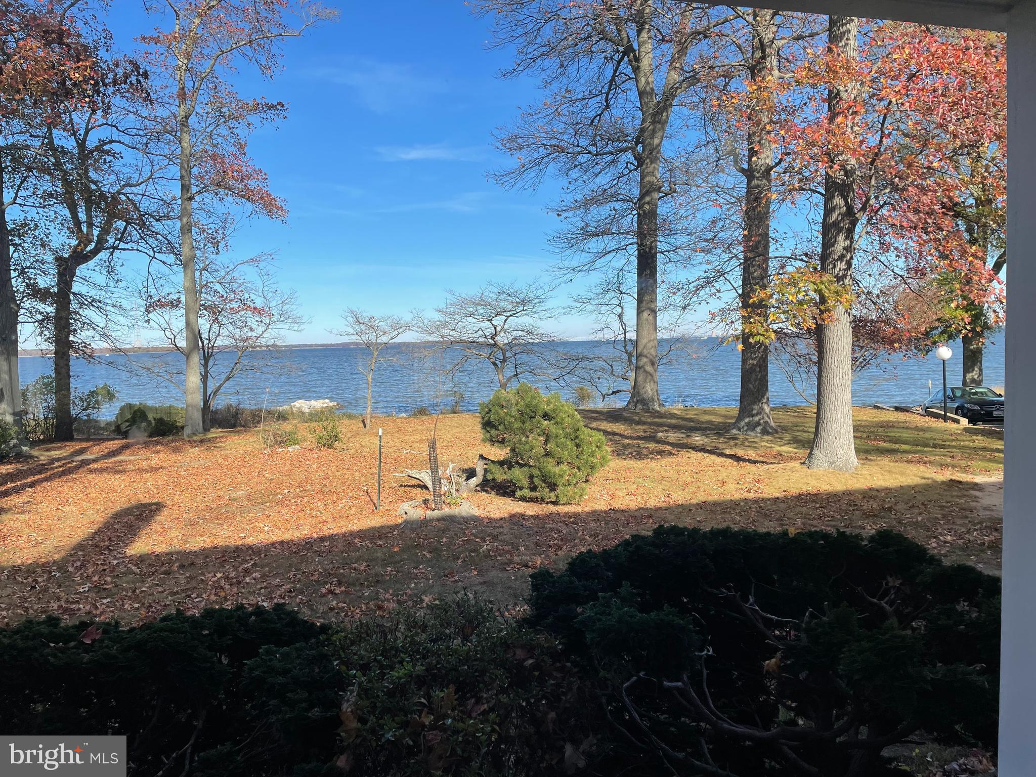 ANNAPOLIS ROADS - Residential