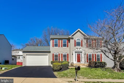 2004 Pyxie Way, Woodbridge, VA MLS: VAPW2088746