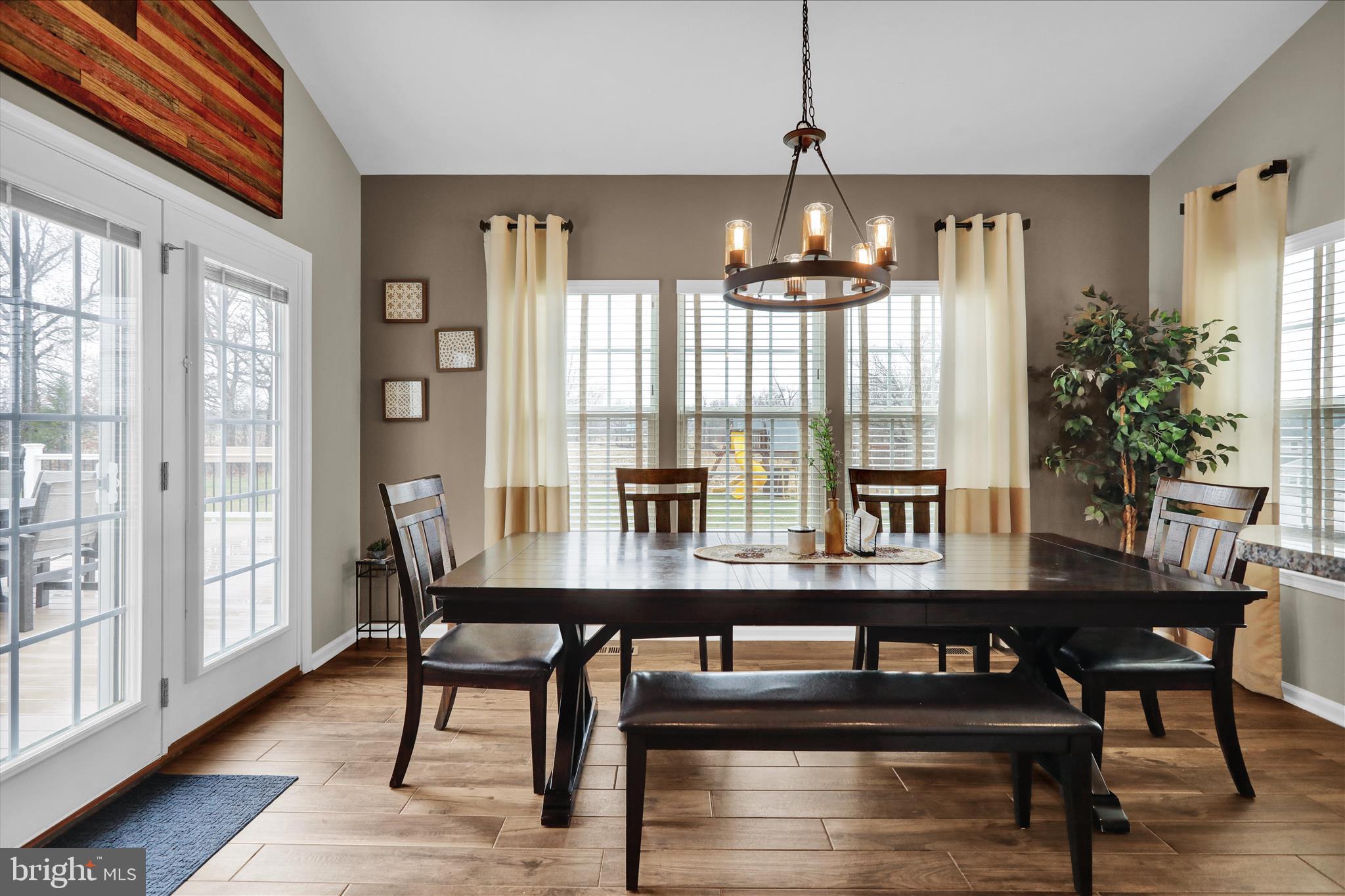 PRES AT MONTGOMERY - Residential