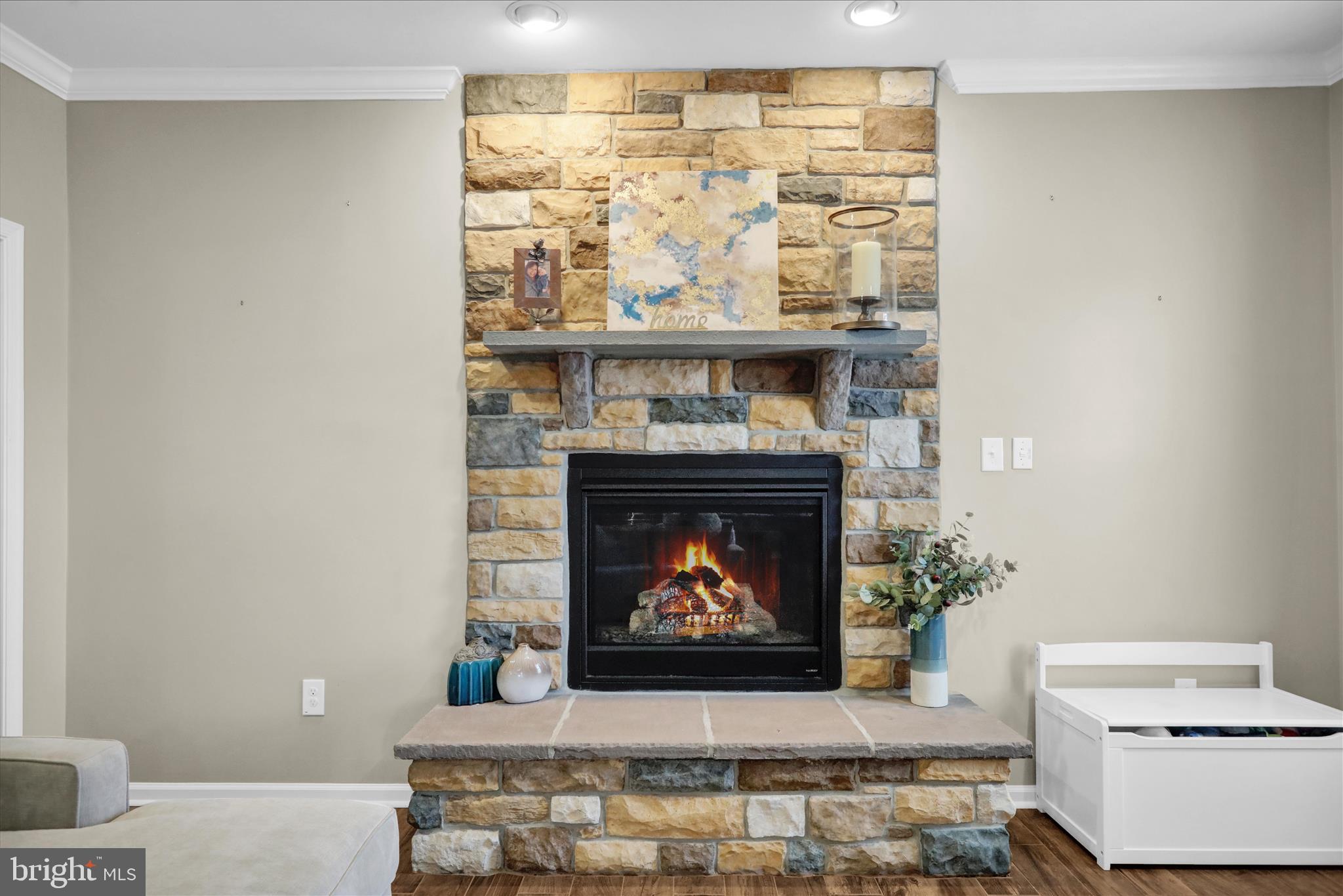 PRES AT MONTGOMERY - Residential