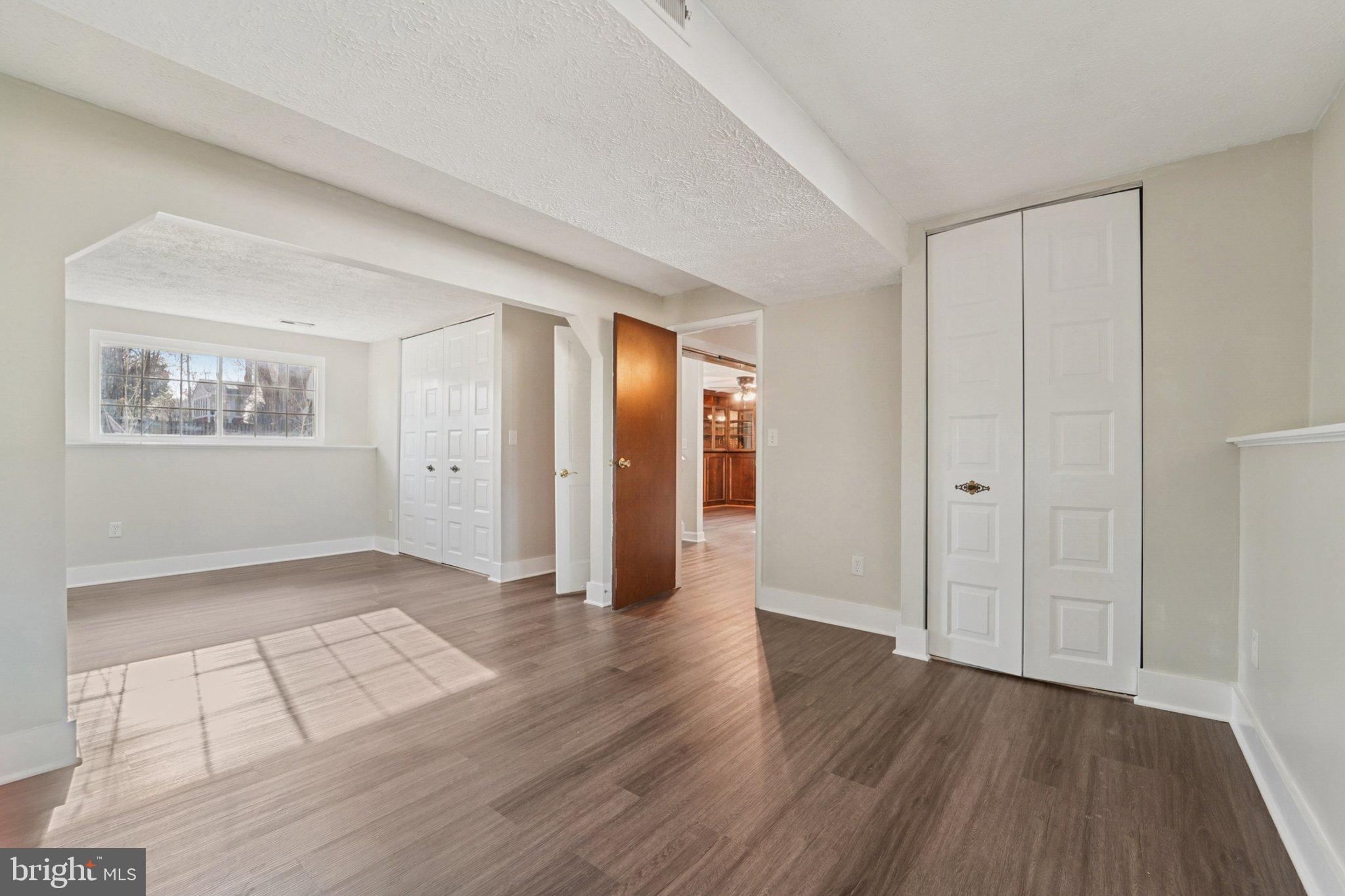 MANHATTAN BEACH - Residential Lease