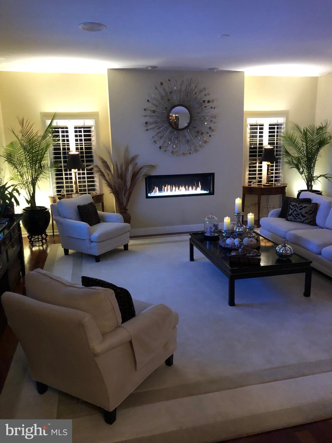 BARRINGTON OAKS - Residential