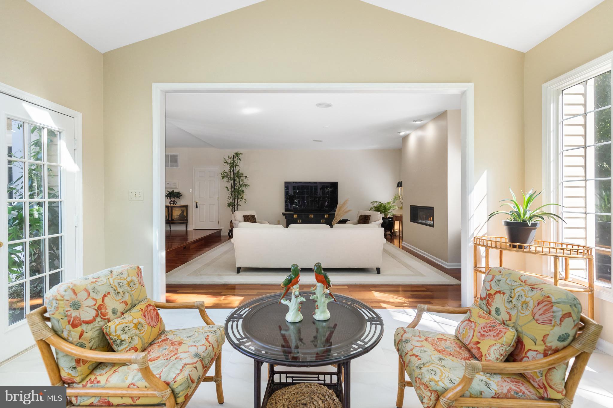 BARRINGTON OAKS - Residential