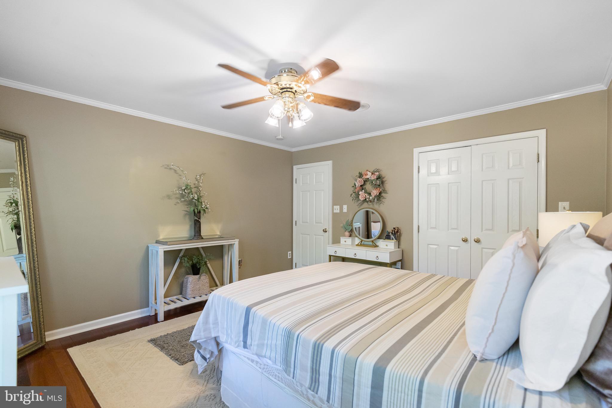 BARRINGTON OAKS - Residential