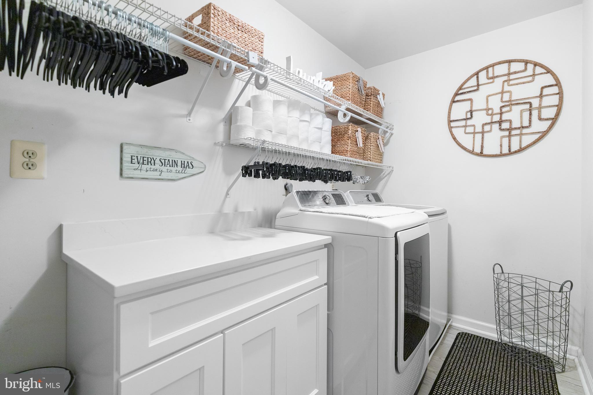 BARRINGTON OAKS - Residential