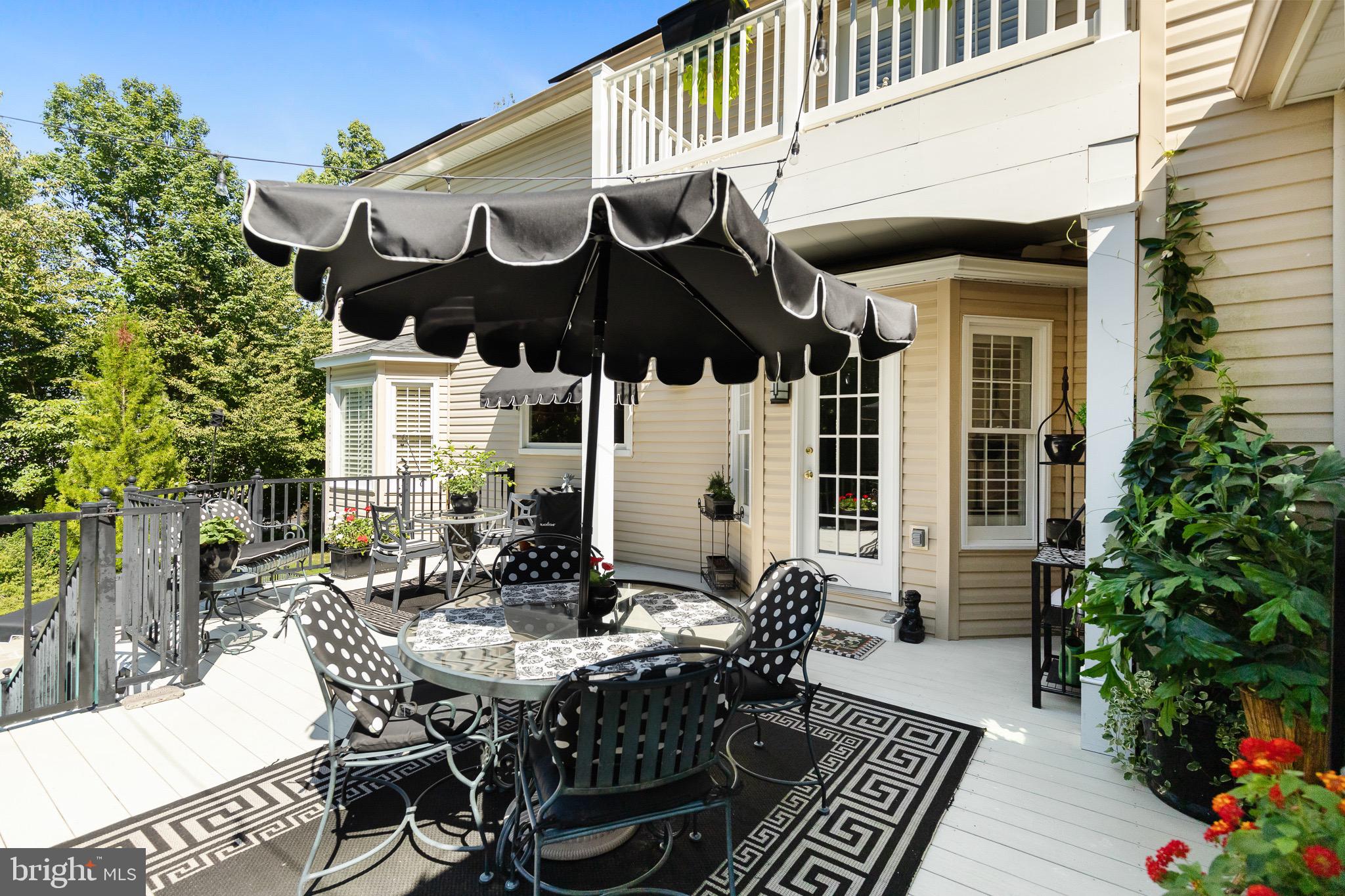 BARRINGTON OAKS - Residential